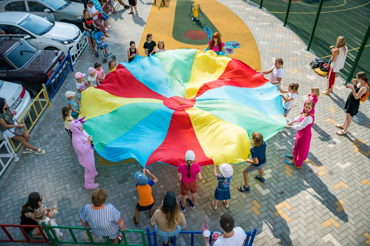 СК «Неометрия» превратила новоселье в ЖК «Первый» в настоящий праздник