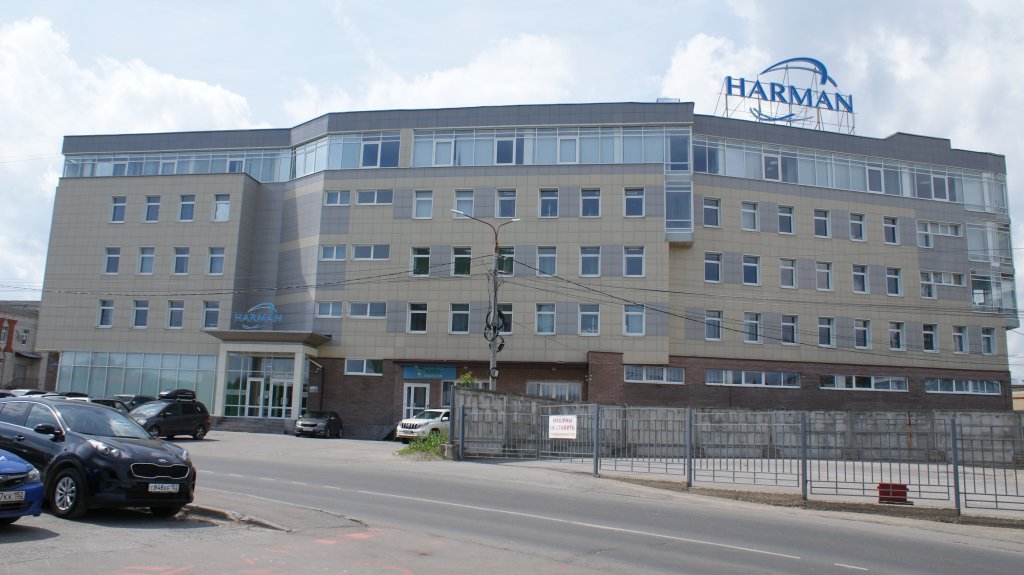 Бизнес-центр выставили на продажу в Нижнем Новгороде за 380 млн рублей - фото 1