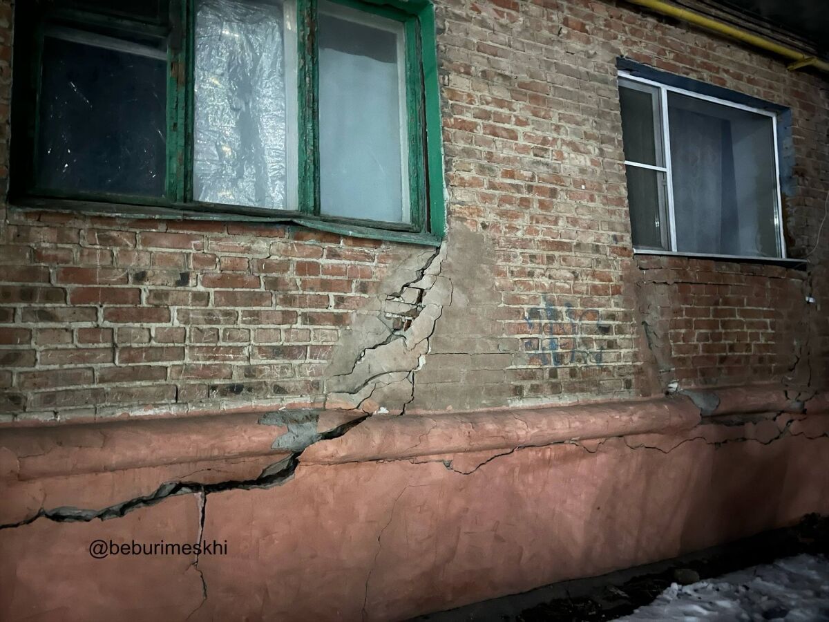 Аварийный дом на Козлова в Ростове срочно расселяют из‑за угрозы обрушения - фото 1