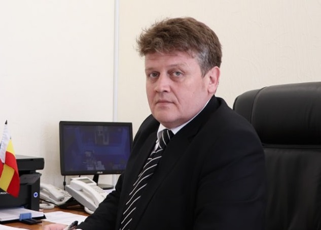 Свой пост покинул глава Песчанокопского района Дона Игорь Апольский - фото 1