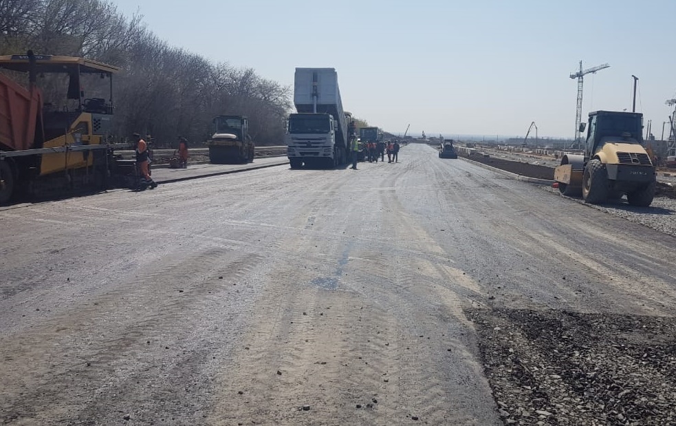 Дорогу на улице Солженицына в Ростове достроят в этом месяце